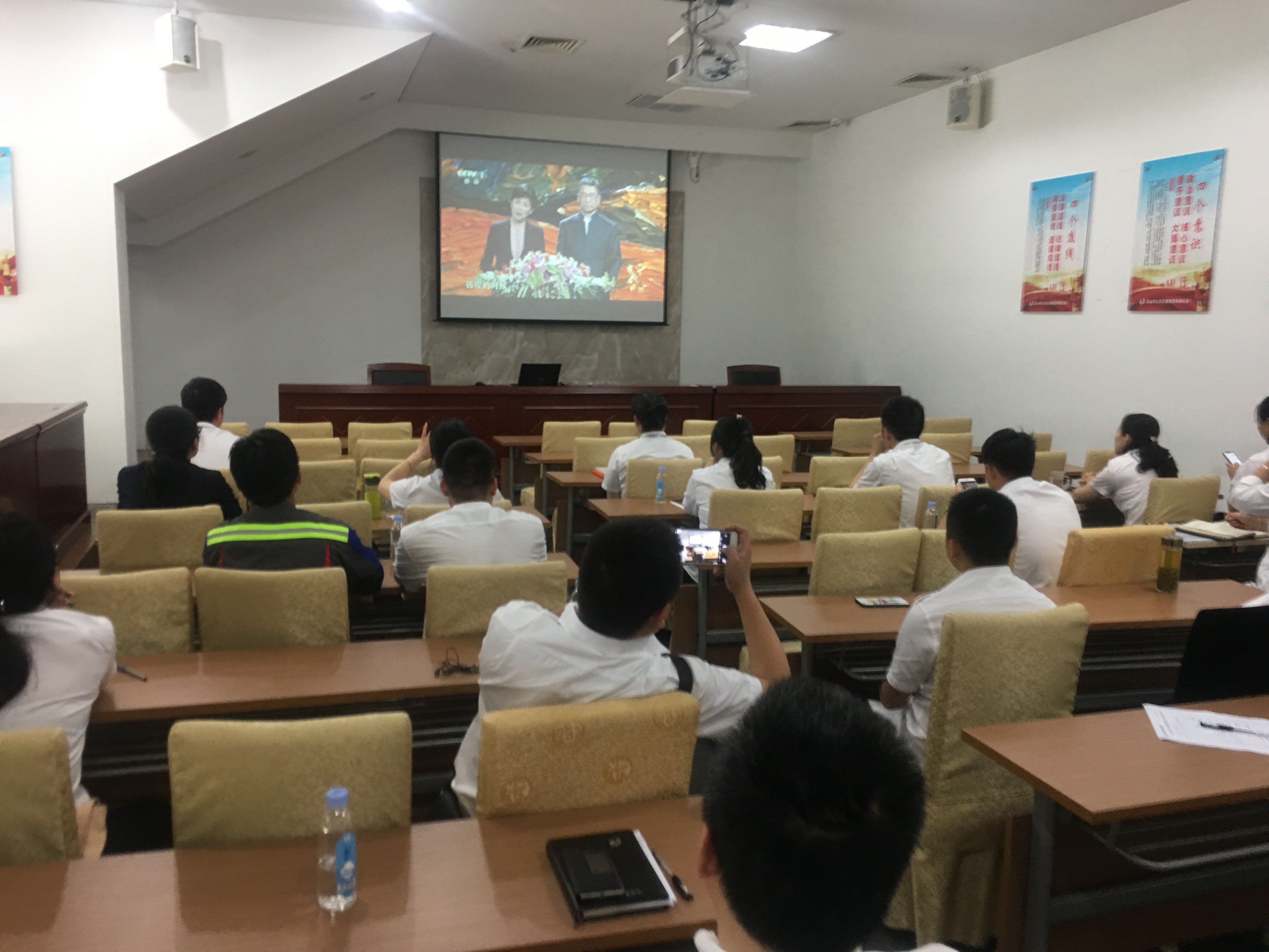 道德讲堂.jpg 道德讲堂.jpg